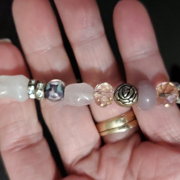 Vintage Beaded Bracelt - Picture 2 of 3